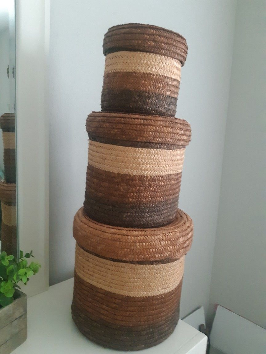 WICKER Stackable STORAGE/ ORGANIZER