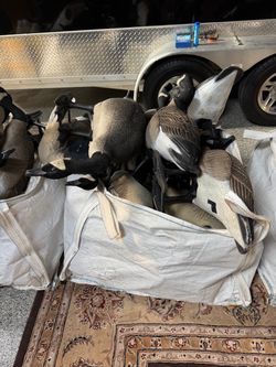 Hunting Big Foot Decoy’s