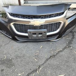 2013-2016 Chevy Malibu Complete Front Bumper With All The Accessories OEM.