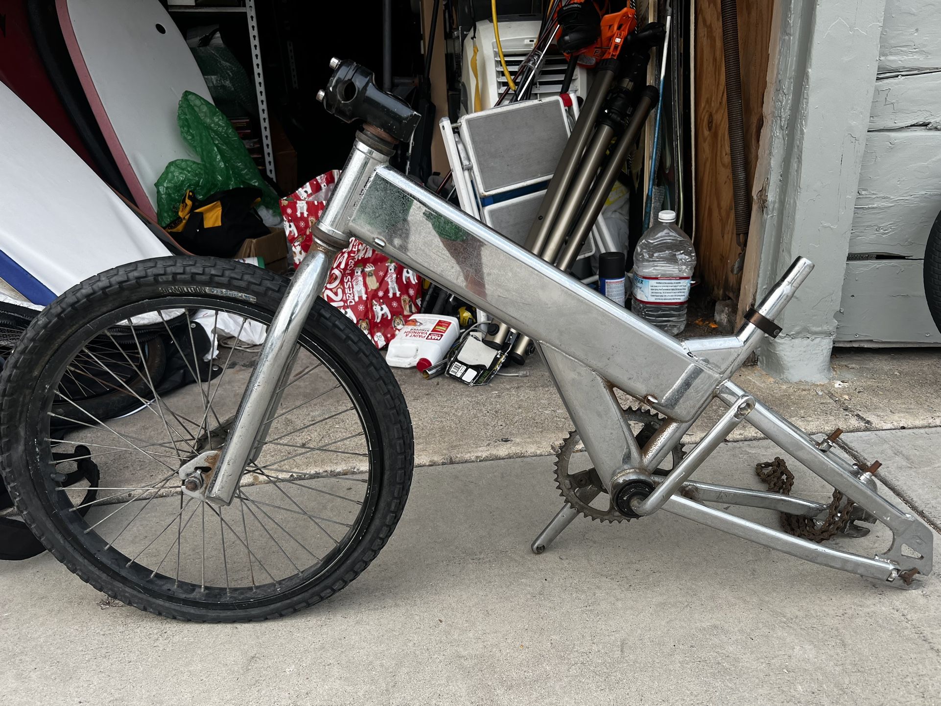 Old School Mid School Gt Dyno Bmx Bike Chrome Built In Chain