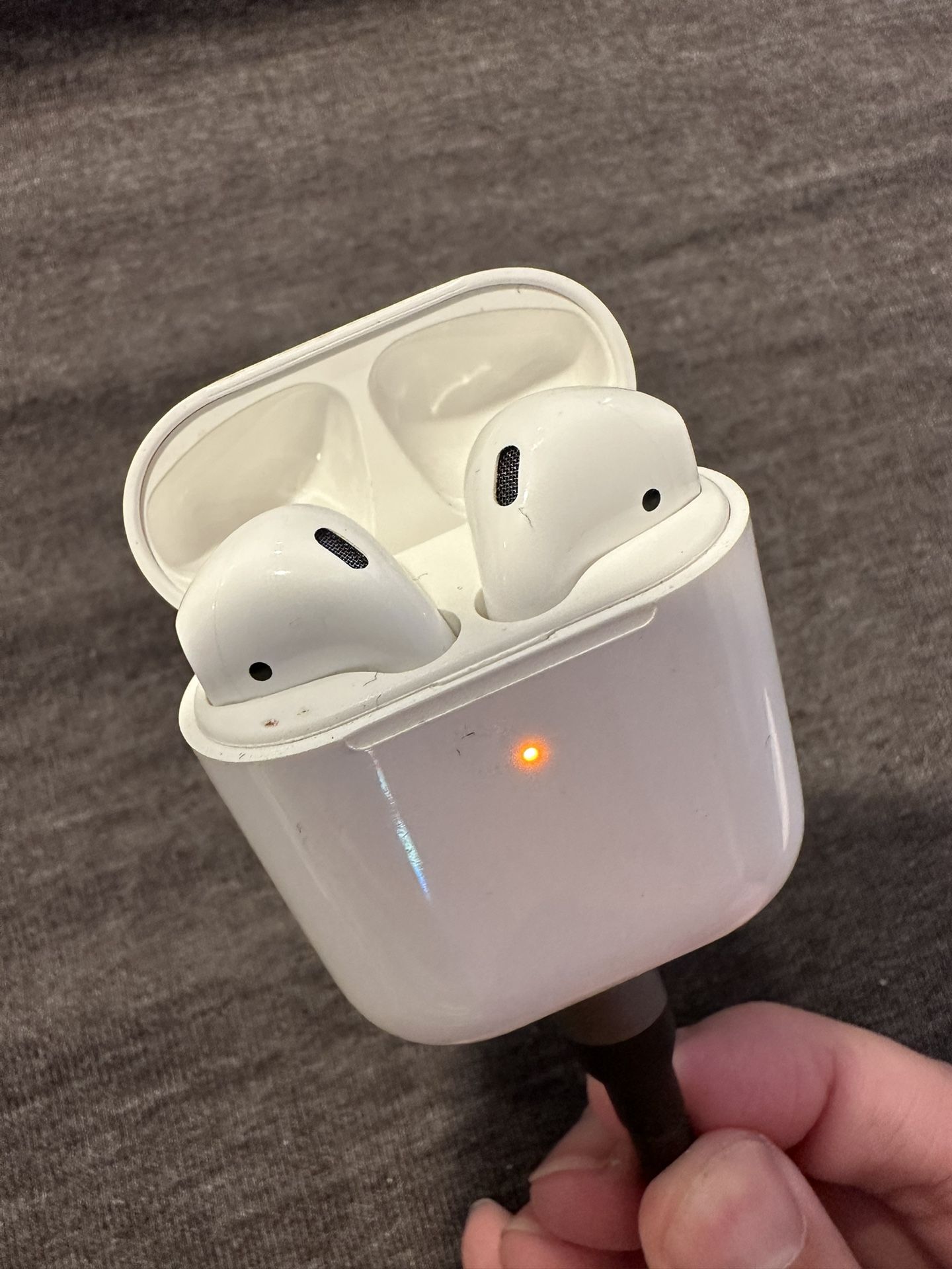 Authentic Apple AirPods With Latest Firmware