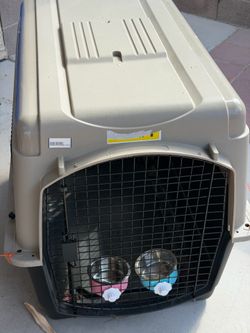 Dog carrier kennel