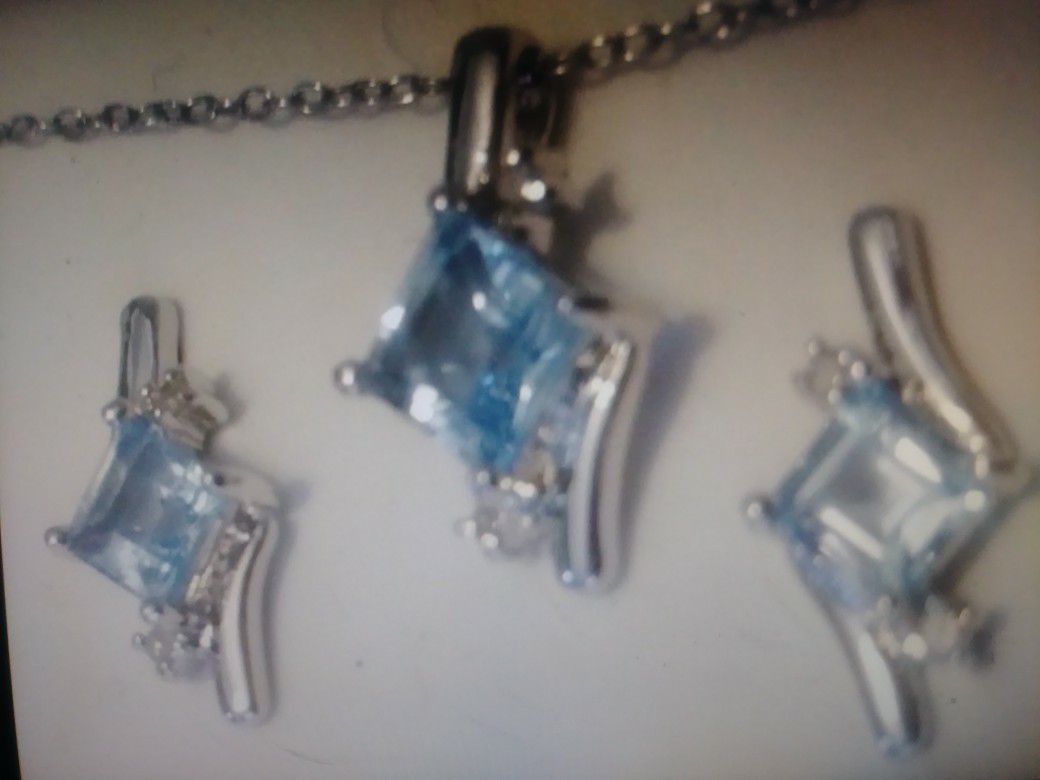 NEW 925 genuine Blue Topaz Diamond Necklace Earrings Set