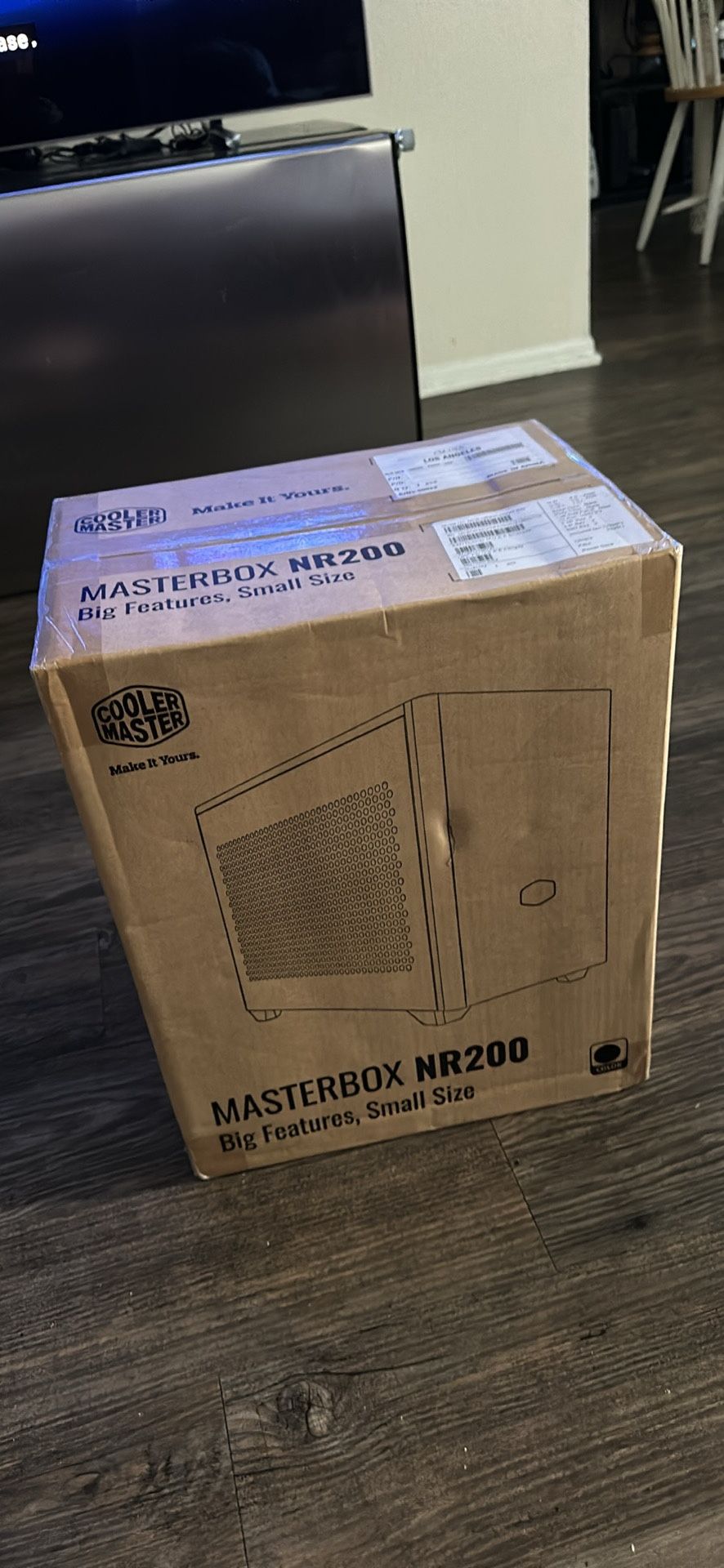 Cooler Master MasterBox NR200
