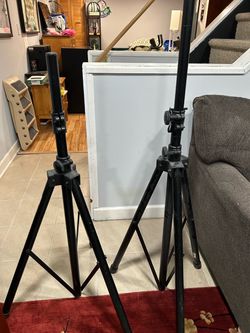 Speaker stands