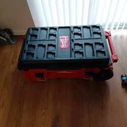 Milwaukee Packout Rolling Tool Box