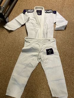 Kingz basic woman’s Gi. Jiu-Jitsu white kimono