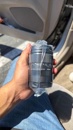 Brand new sigma 18-50mm apsc lens