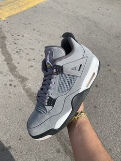 Jordan 4 Cool Grey