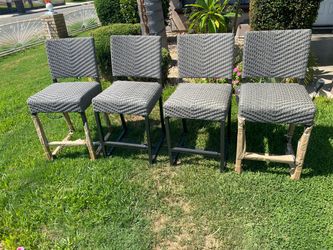 Brand new patio barstools set 4 pieces
