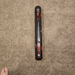 Husky 1/2" Torque Wrench (50-250lbs)