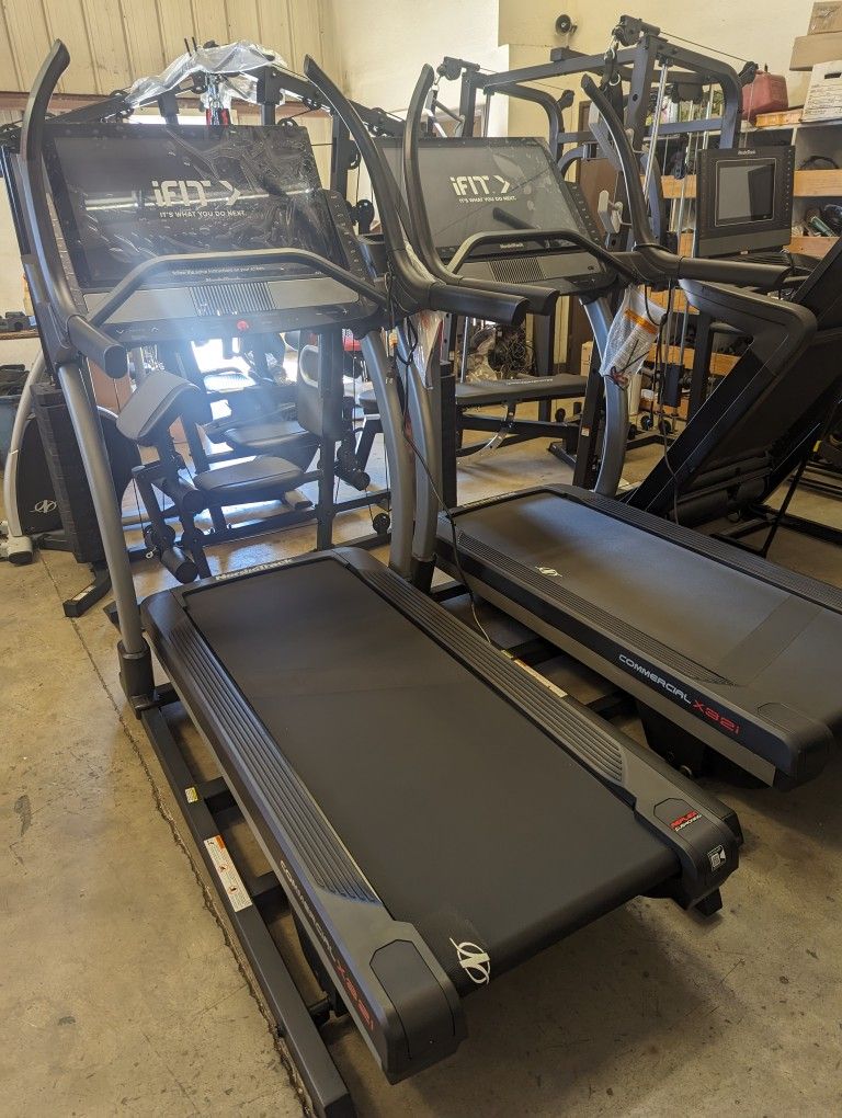 NordicTrack Commercial X32i Treadmill *** ON SALE *** for Sale in