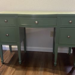 Professionally Refurbished Green Entry Table/Sideboard/Buffet 