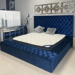 Brand New,  Blue Velvet King Storage Platform Bed Frame Cama Cama// Mattress Sold Separately 