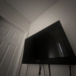 Flatscreen TV ( 32 Inch element Tv )