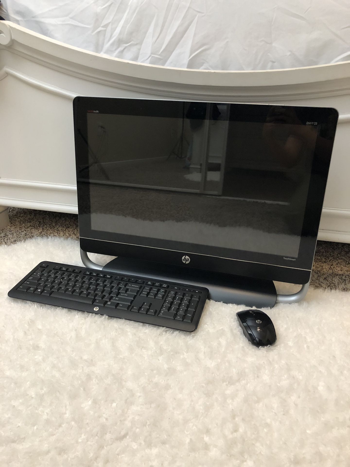 HP Desktop touch screen