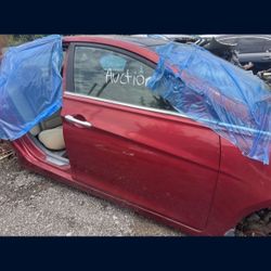 Front Passenger Door 2011-2014 Hyundai Sonata Paint Code T4