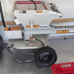 Cement Mixer ,(Like New) With Shoot