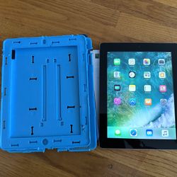 9.7 inches Apple iPad Gen4 16Gb WiFi Silv Model A1458 with iOS 10.3.x  