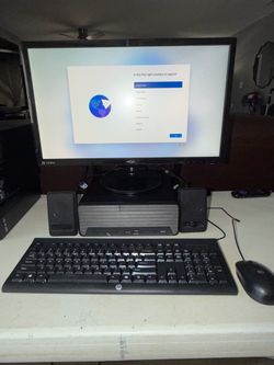 HP Pro SFF 400 G9 Desktop PC with 24” monitor
