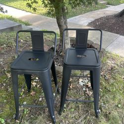 SET OF 2 PRE-OWNED VINTAGE LOOKING BLACK STEEL STOOL 