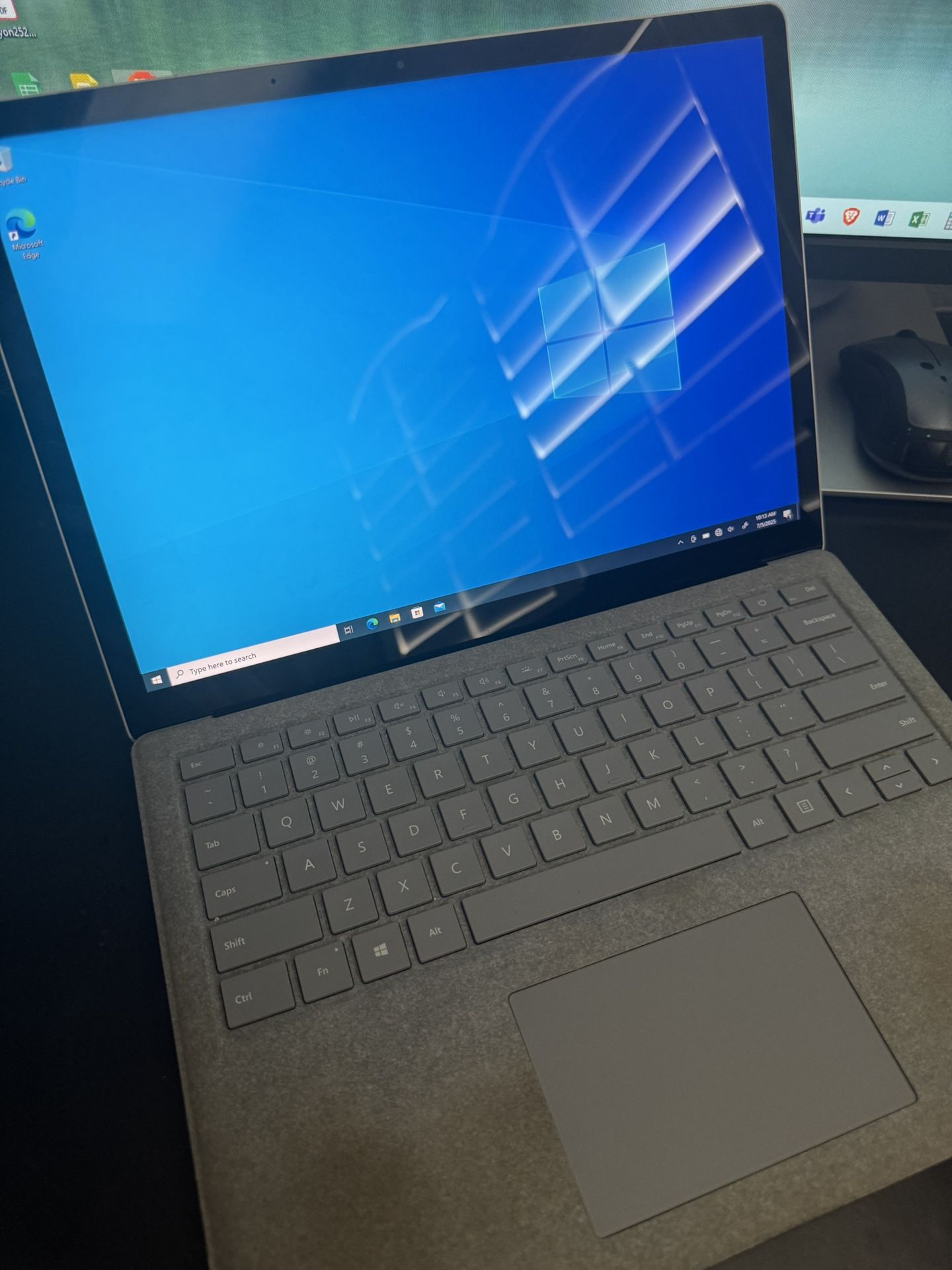 Microsoft Surface Laptop I7, 16Gb Mem, 500Gb SSd