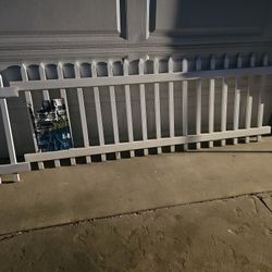 Fence  Thick  Plastic  Fence 14 Feet Long   350  2 Big Piece 