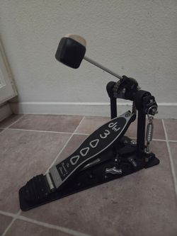 DW 3000 Series Single Bass Drum Pedal DWCP3000 Heavy Duty Dual Chain