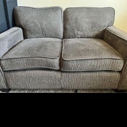 Sofa Bran New 