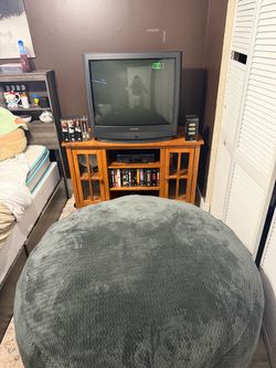 Complete Retro Movie & Gaming Set: 32" Panasonic CRT TV + Sony VCR + Horror VHS Tapes + Cabinet + Costco Jumbag