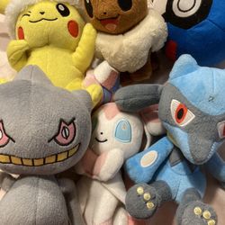 Pokemon Plush Toys 6 Included