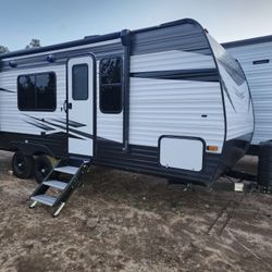 Off Grid 2021 Keystone Hideout, Turn Key, Ready To Go Camping 