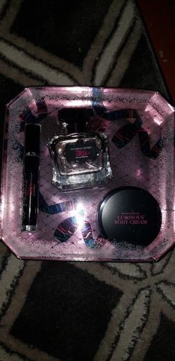 Victoria secret perfume