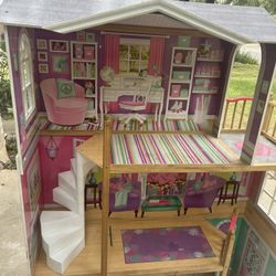 Free Barbie House
