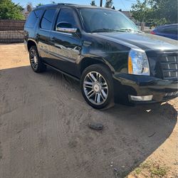 2014 caddilac Escalade premium
