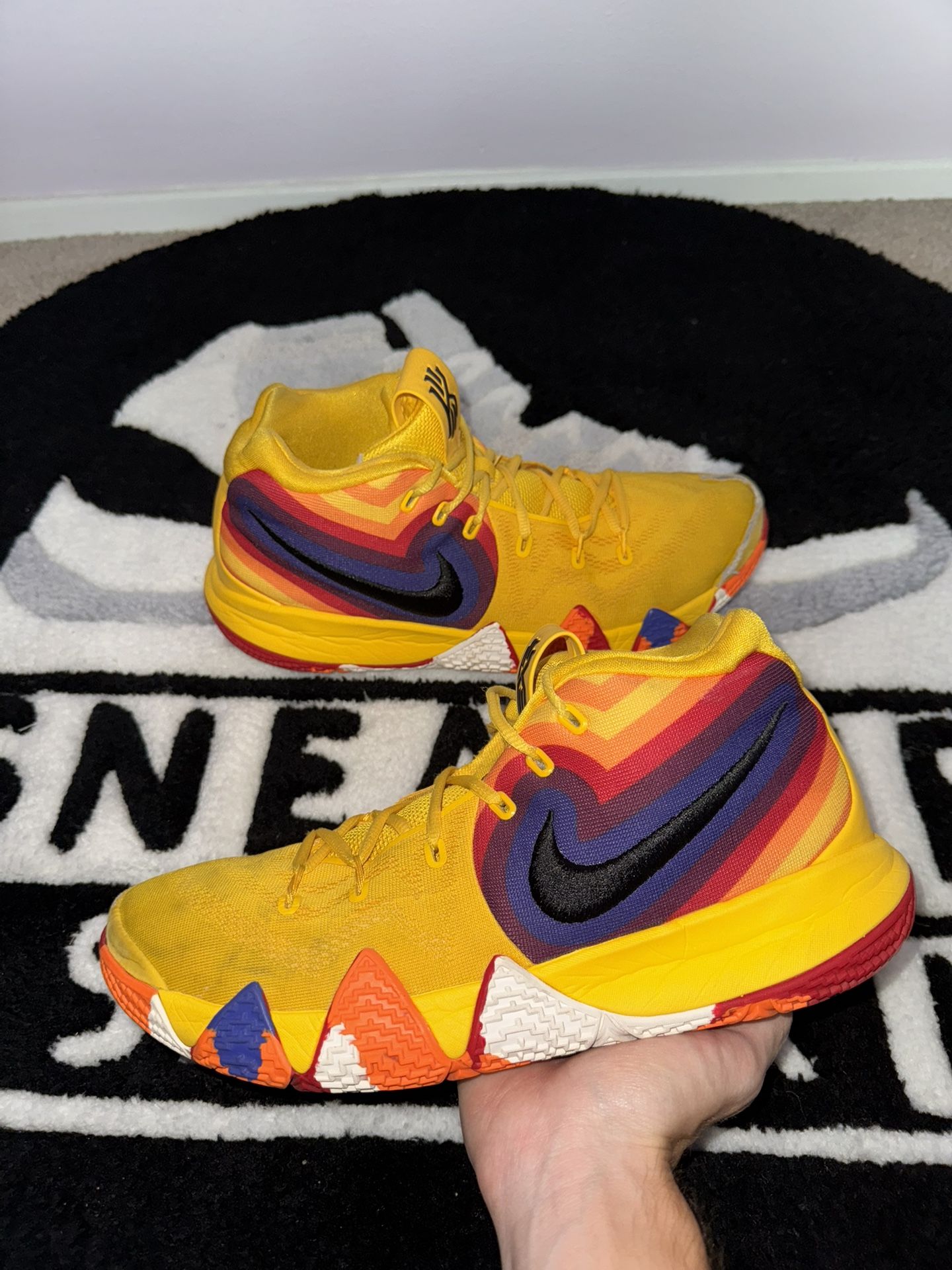 Nike Kyrie 4 70s (Size 11.5)