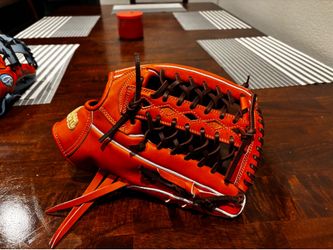 Wilson Japanese baseball glove