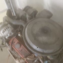 Chevrolet 350 Motor Out Of 1990 GMC Tr. 300.00 Or Best Offer