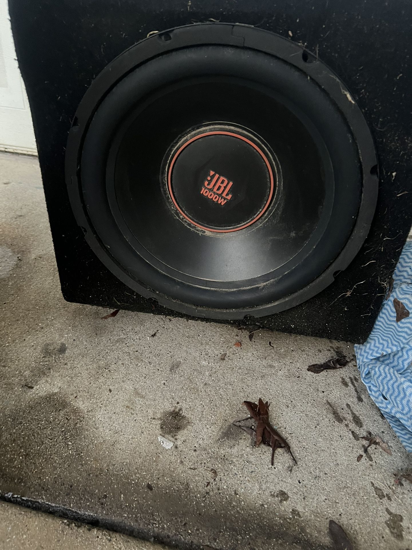 JBL Sub 12”