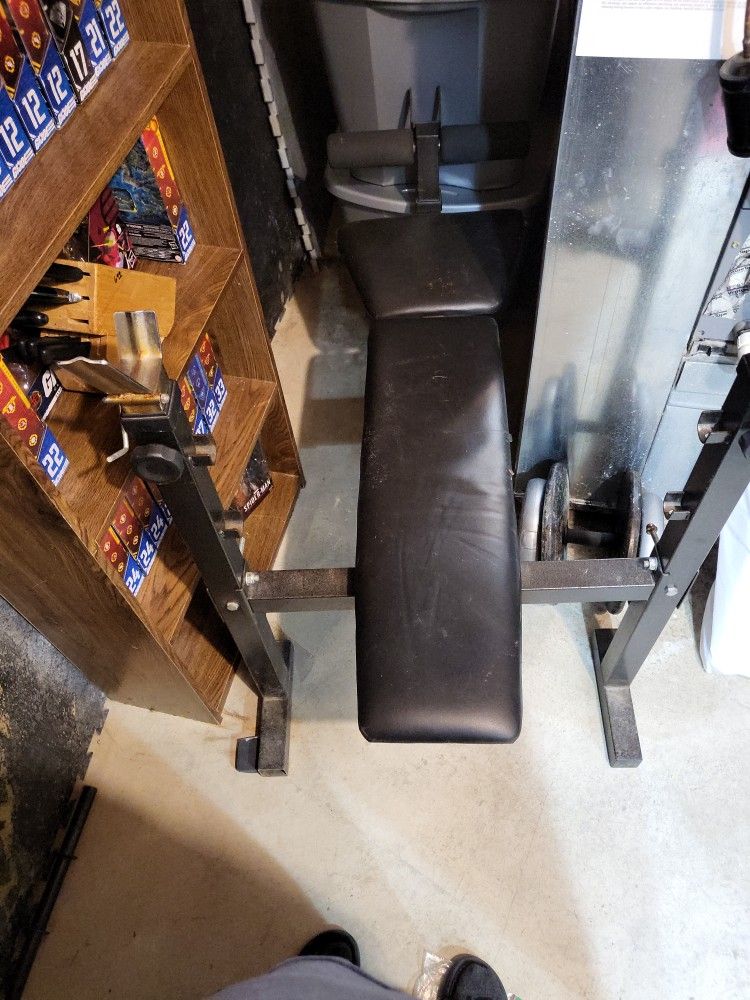 Weight Bench With Easy Bar