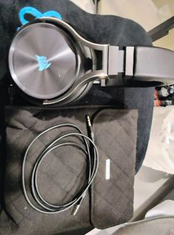 Corsair Virtuoso XT wireless headset