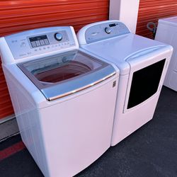 WASHER AND GAS DRYER 