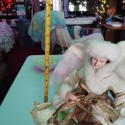 Angel En Buenas Condiciones Tiene Caja $10