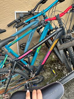 4 mountain bikes bicycles adults