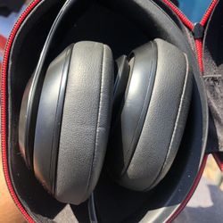 Beats Studio Headphones And scarlet headphones for sale
