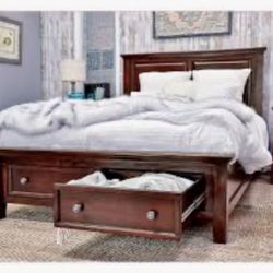 King Platform Bed with 2 Drawers