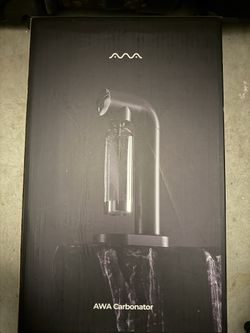 AWA Carbonator + Spare gas Tank 