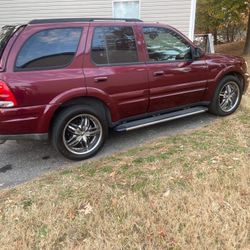 2005 Buick Rainier