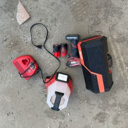Milwaukee Tools SPEAKER LIGHT