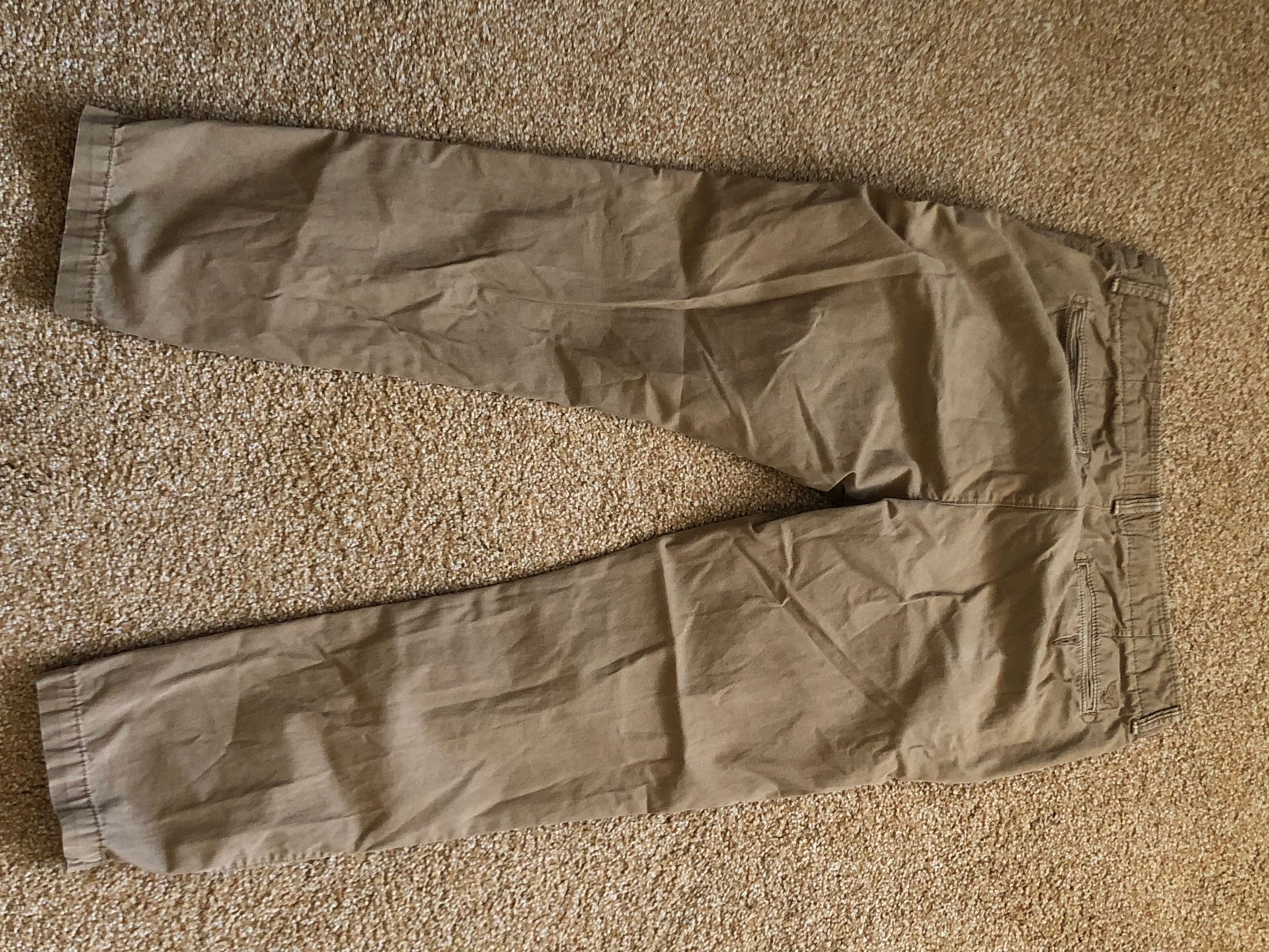 American Eagle Khaki Pants 32/32